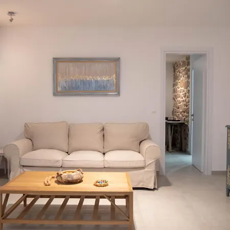 Up The Stairs Renovated With Sea View Apartment Poros Town